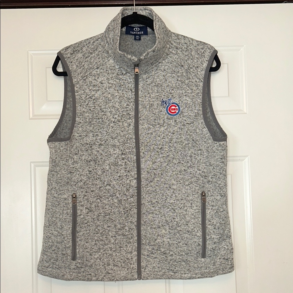 Vantage Summit Iowa Cubs Unisex Sweater Vest M Gray Full Zip Pocket Preppy